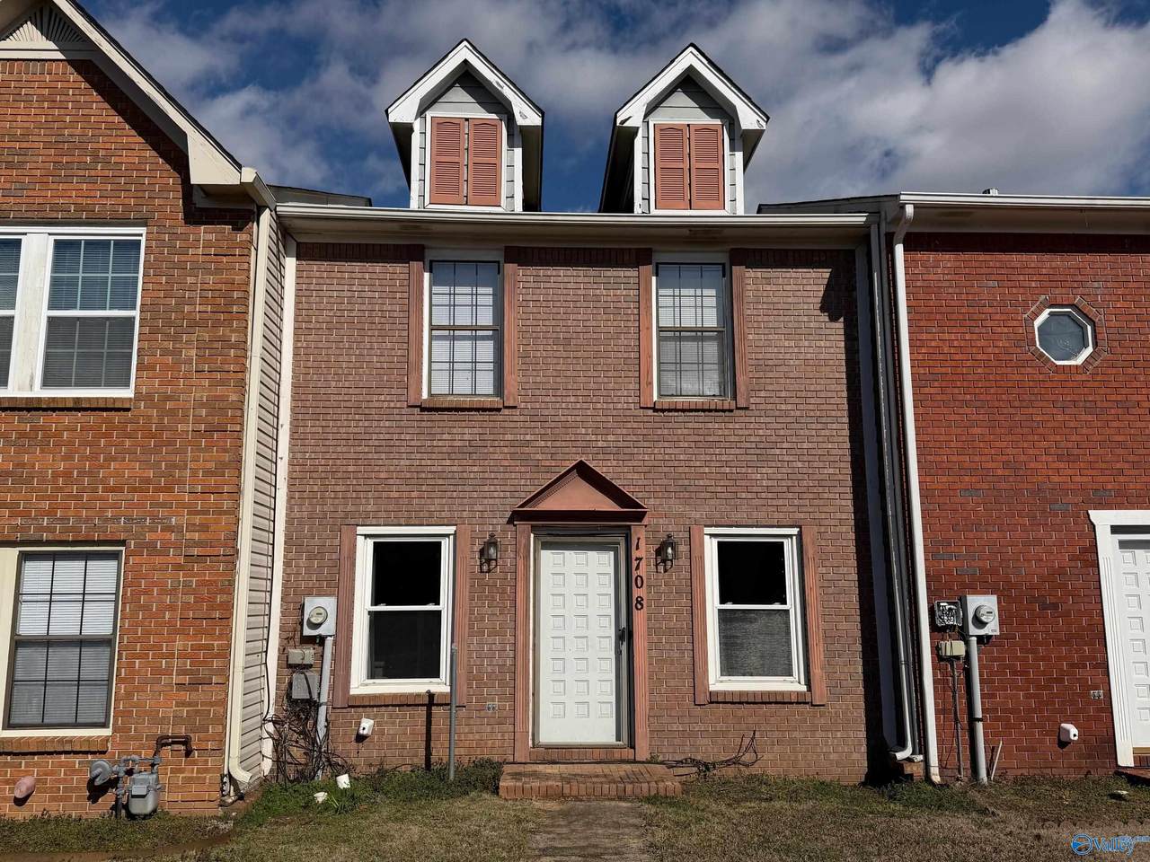 1708 Brookline Avenue - Photo 1