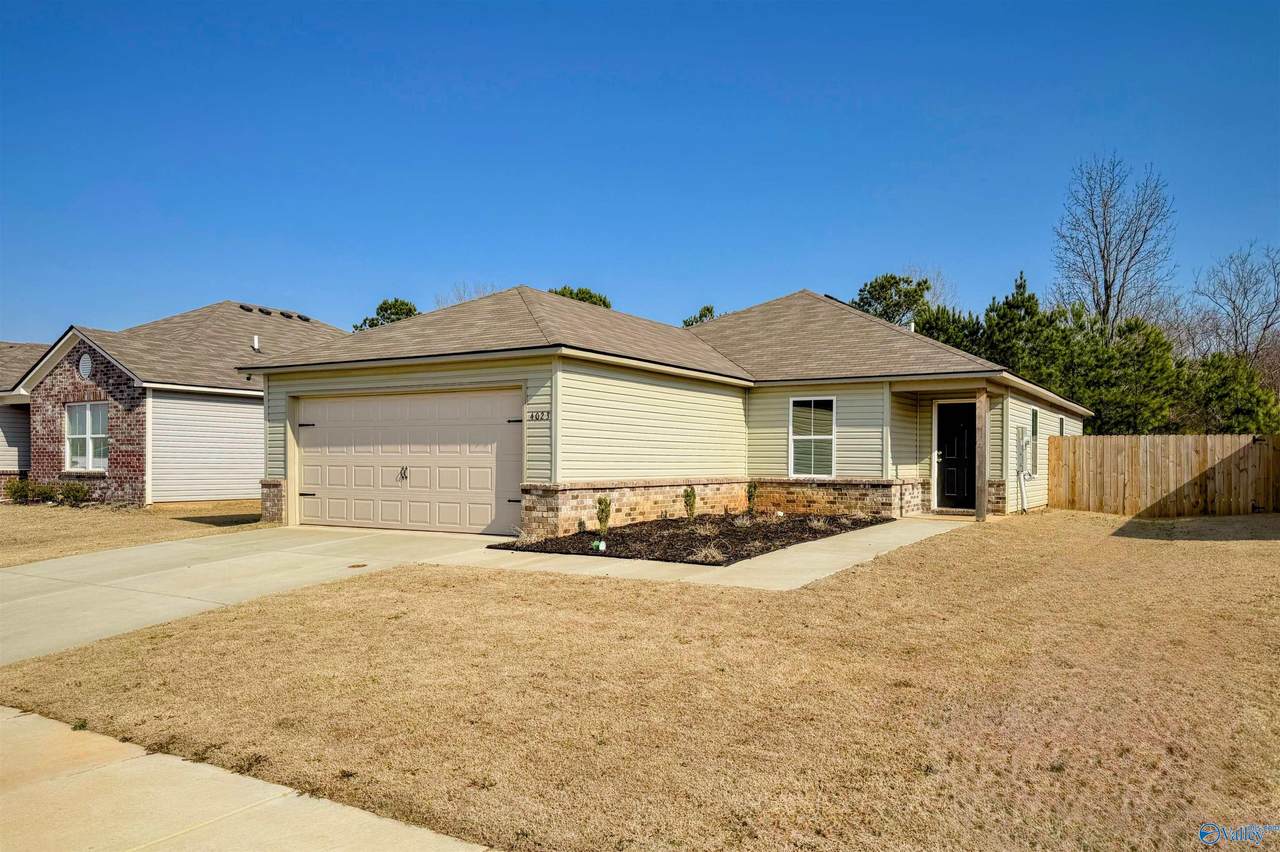 4023 Hudson Court - Photo 1