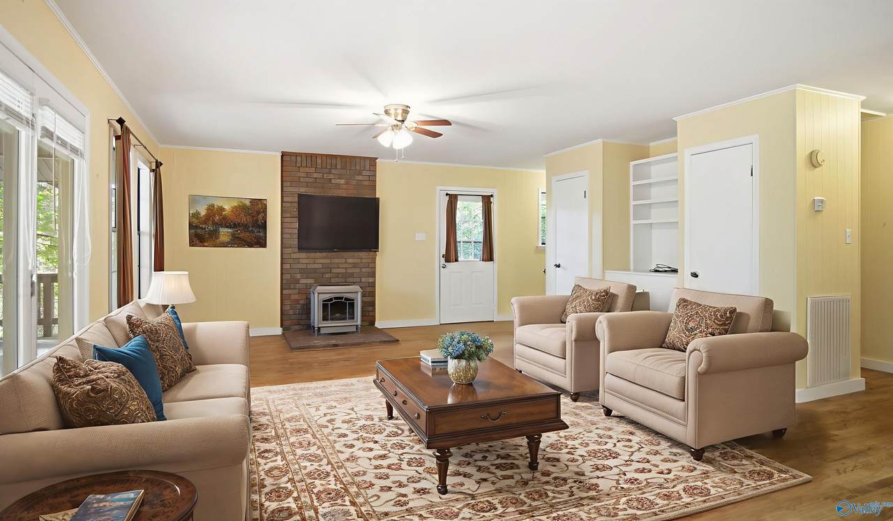 17558 Richter Road - Photo 1