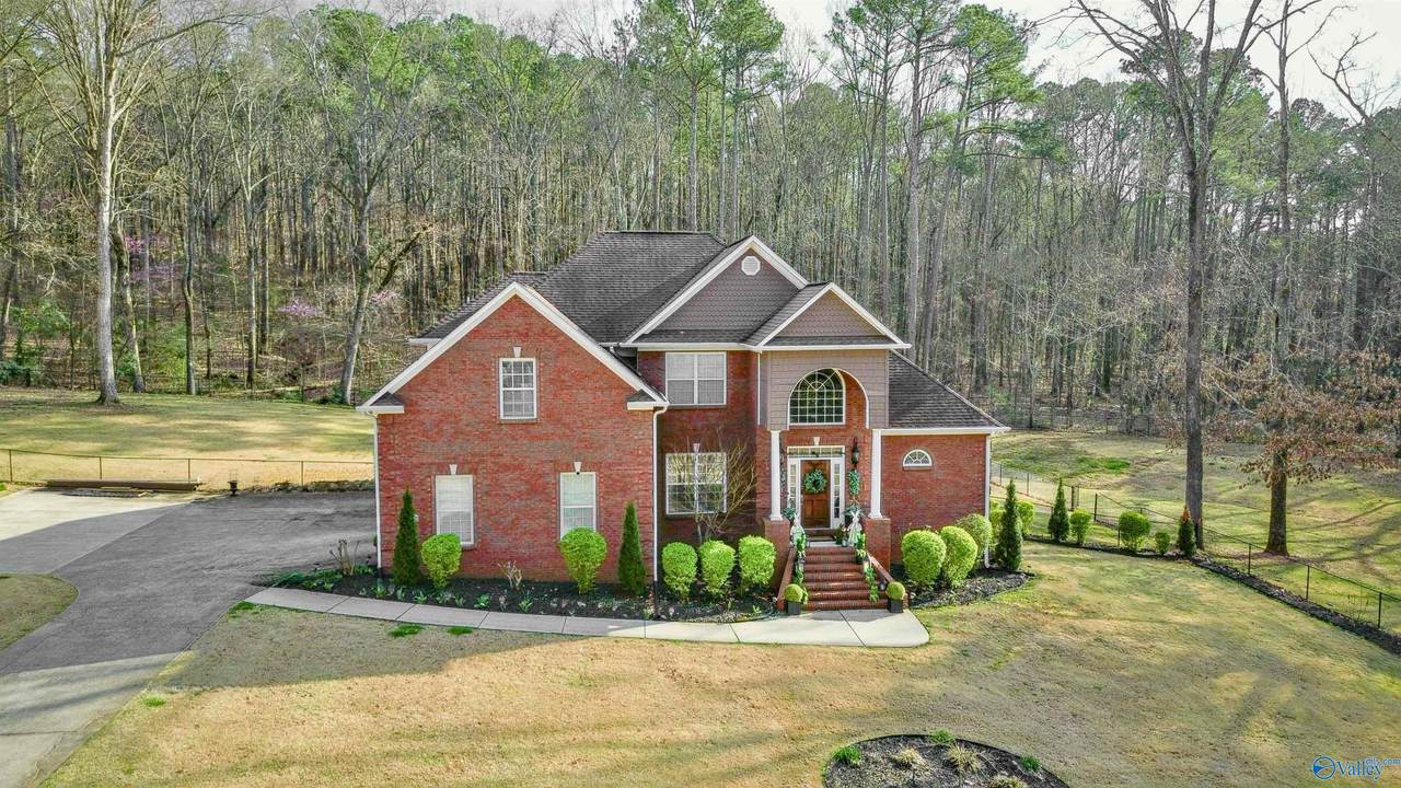 211 Quailwood Lane - Photo 1