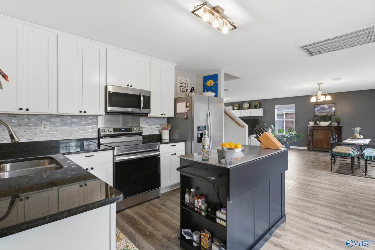 354 Jasmine Drive - Photo 1