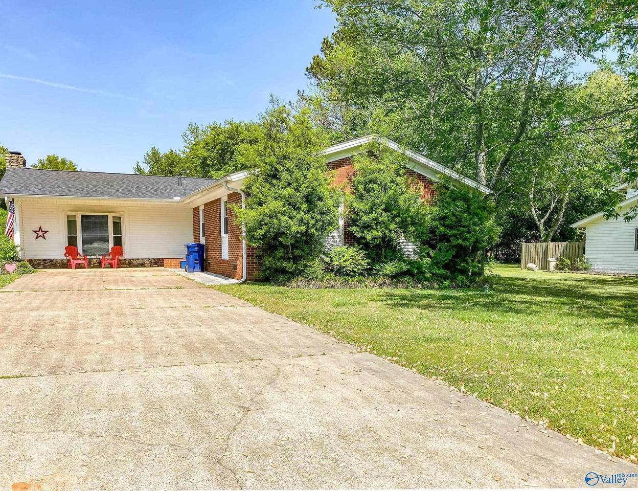 1004 Mahan Drive - Photo 1