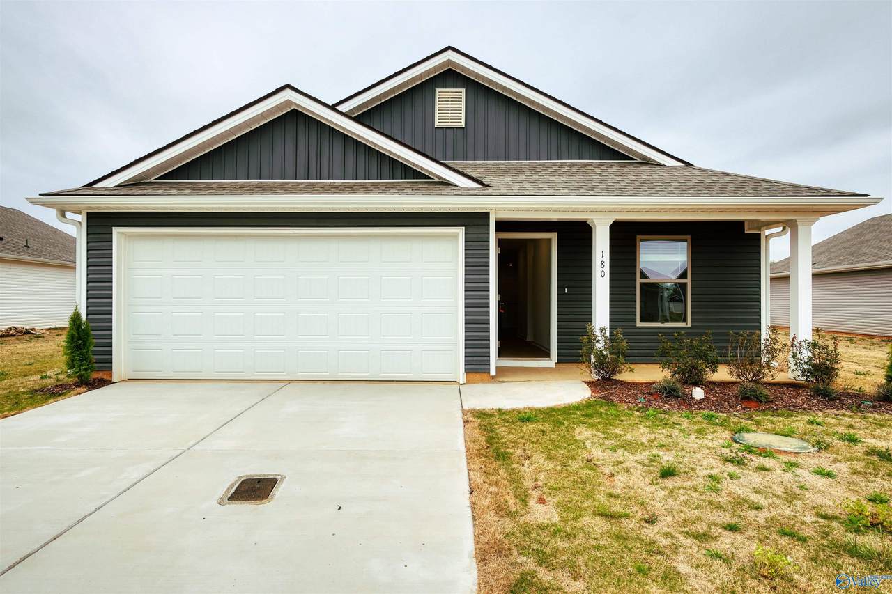 180 Labrador Lane - Photo 1