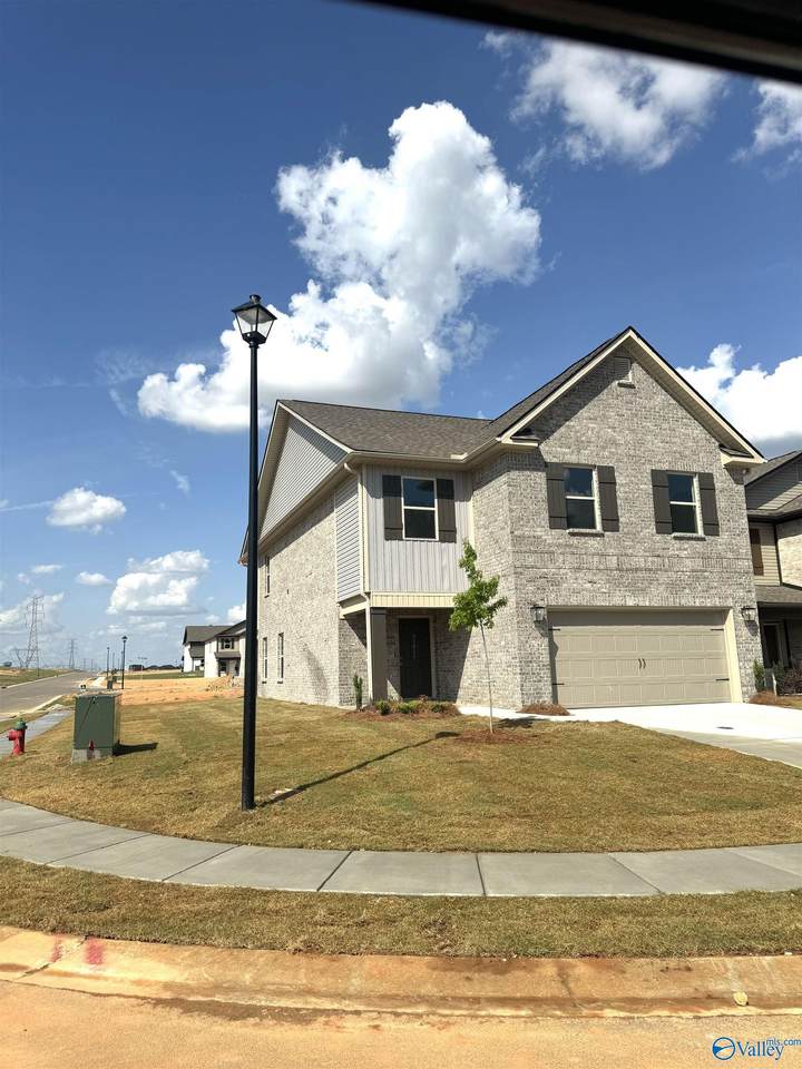 27911 Chalmers Circle - Photo 1