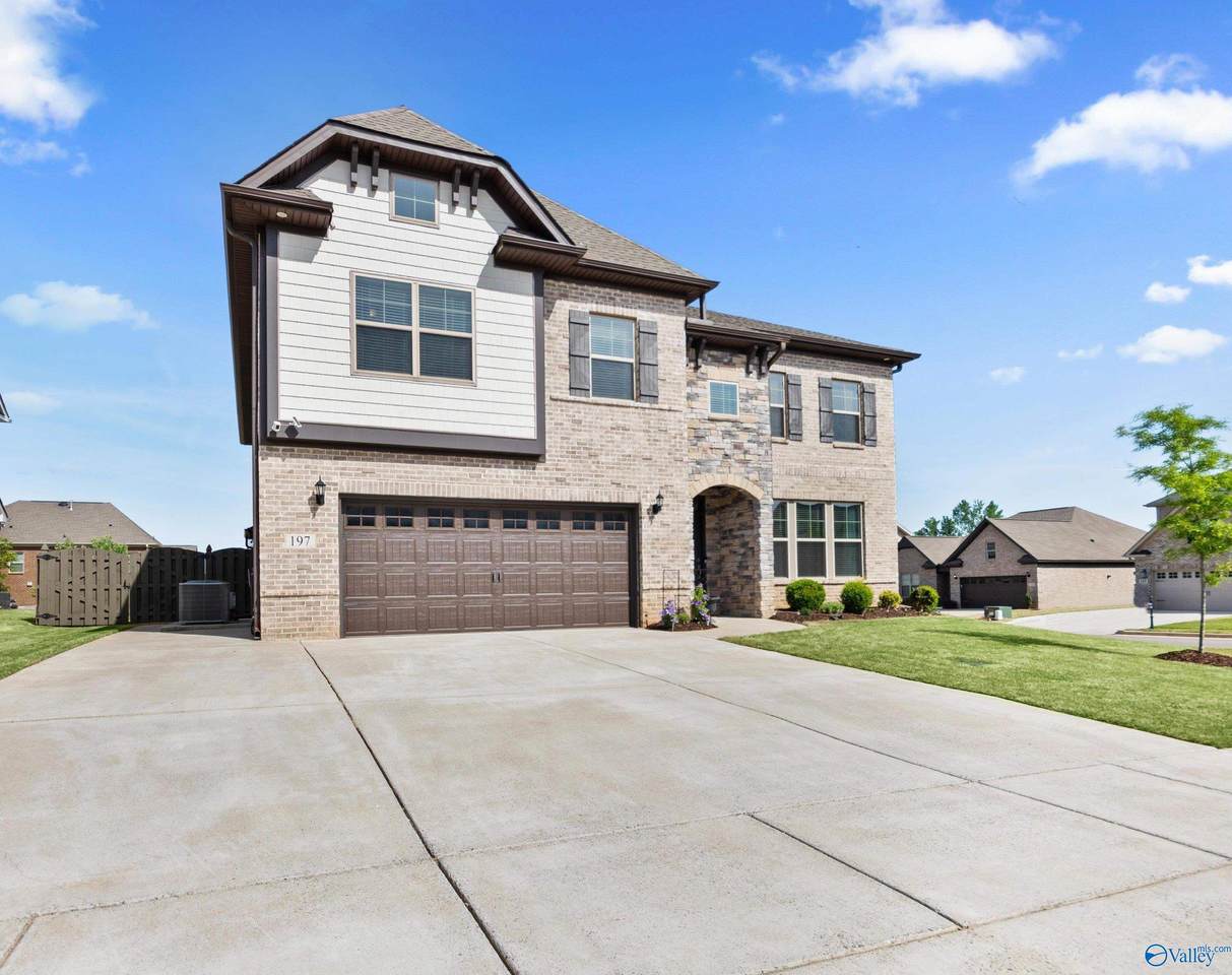 197 Count Fleet Court - Photo 1