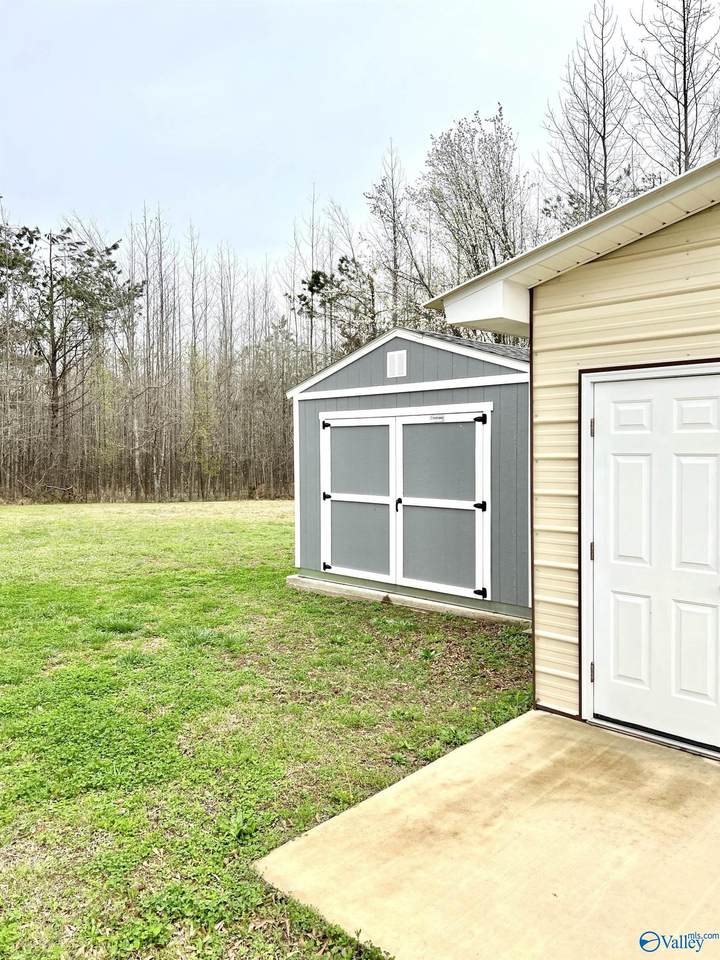 https://bt-photos.global.ssl.fastly.net/nalmls/1280_boomver_2_21916860-2.jpg