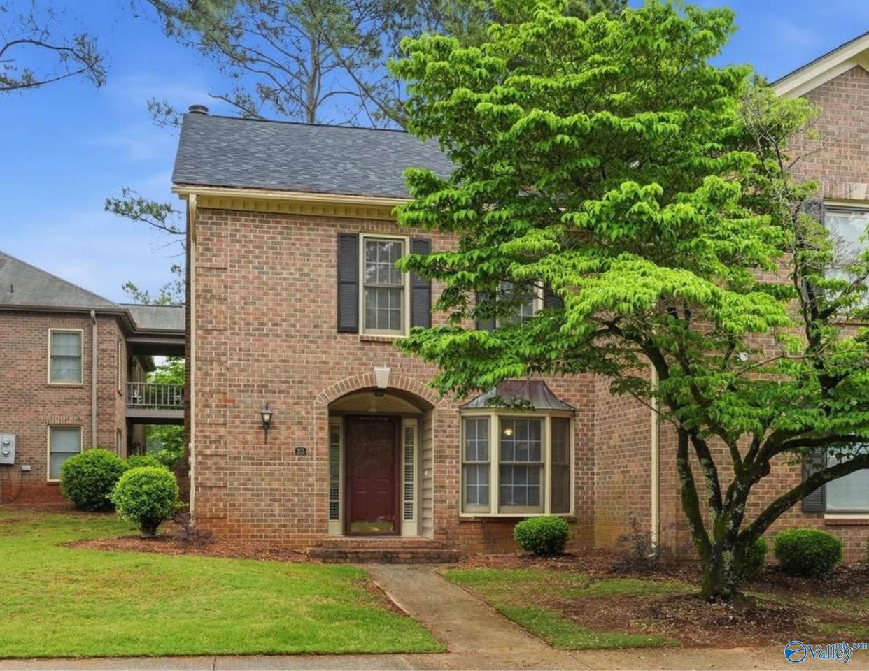 305 Drury Lane - Photo 1