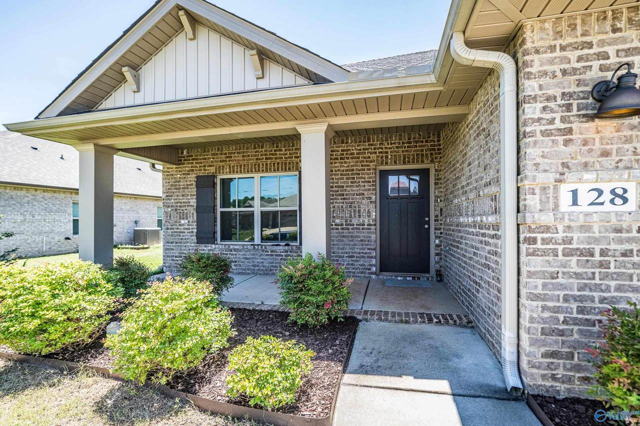 128 Caspian Lane - Photo 1