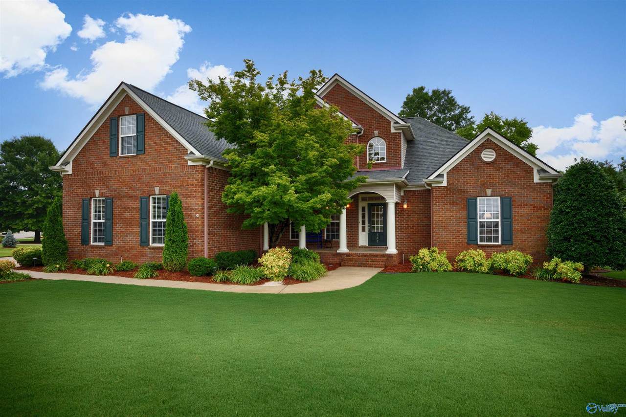 125 Wickerberry Lane - Photo 1