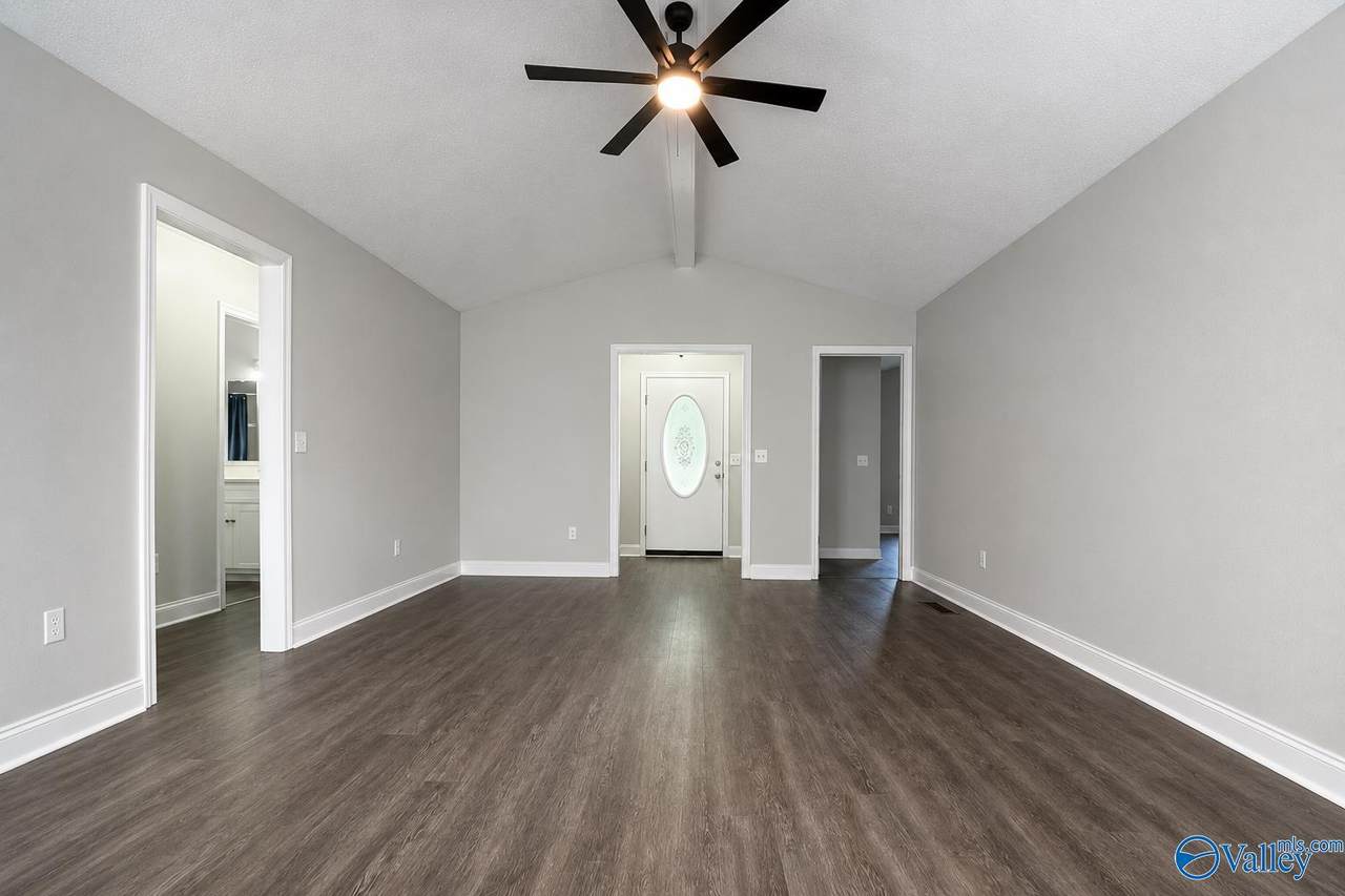 https://bt-photos.global.ssl.fastly.net/nalmls/1280_boomver_1_21920751-2.jpg