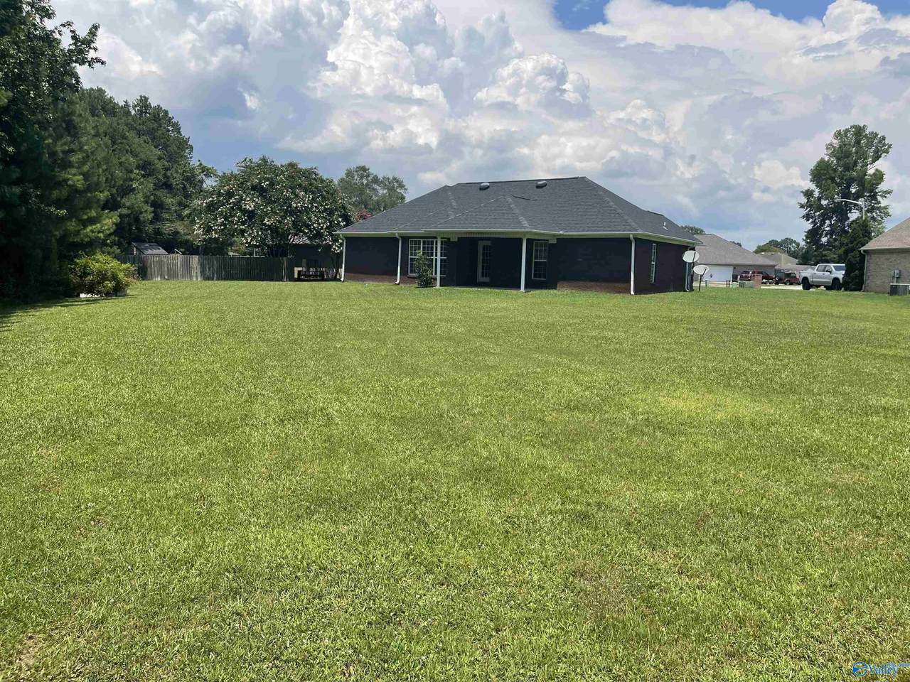https://bt-photos.global.ssl.fastly.net/nalmls/1280_boomver_2_21922656-2.jpg