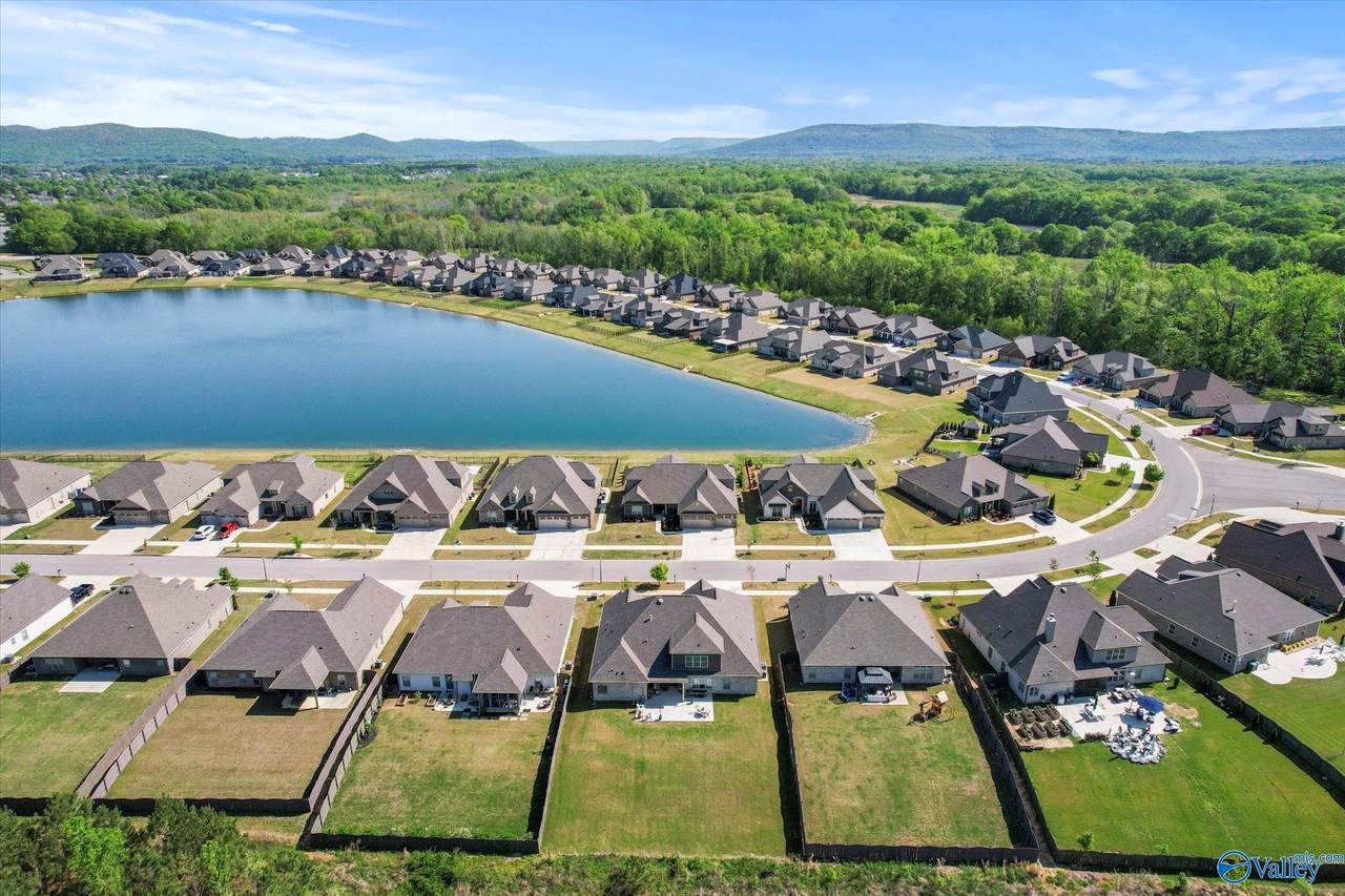 7440 Flint Crossing Circle - Photo 1