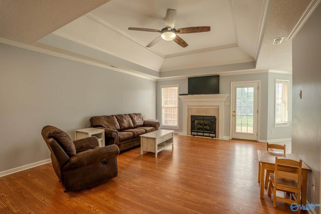 1404 Lake Pointe Drive - Photo 1