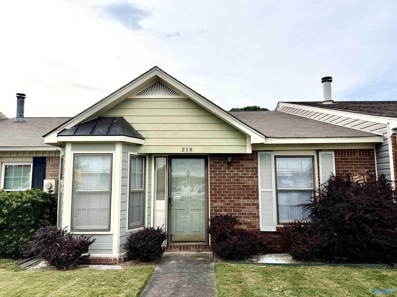216 Austinville Road - Photo 1