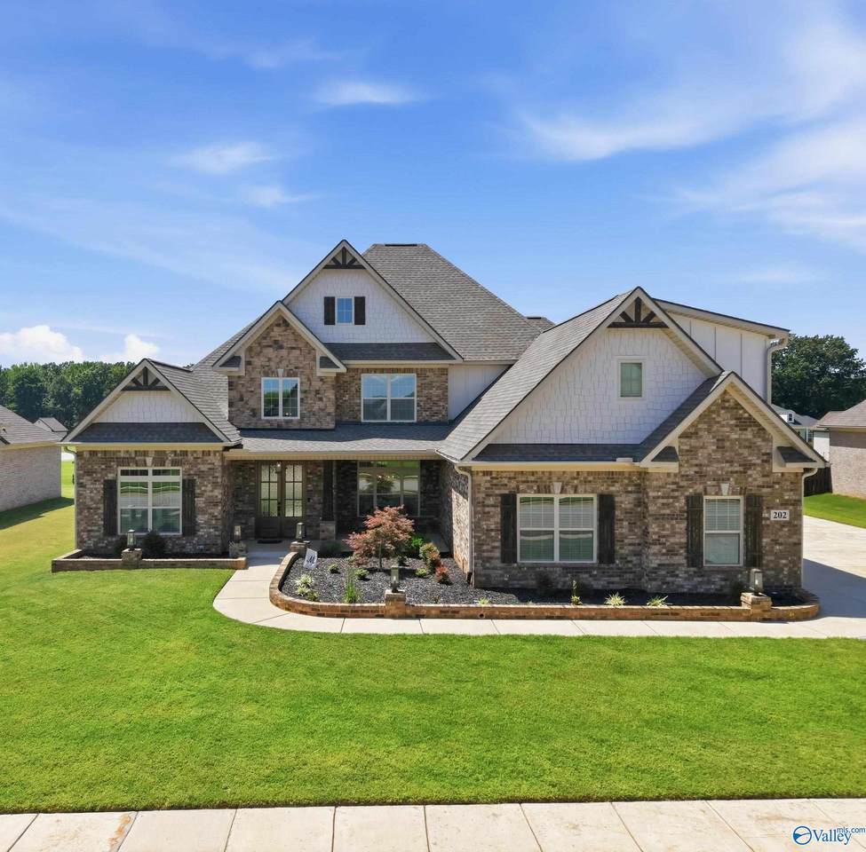 202 Cotton Branch Court - Photo 1