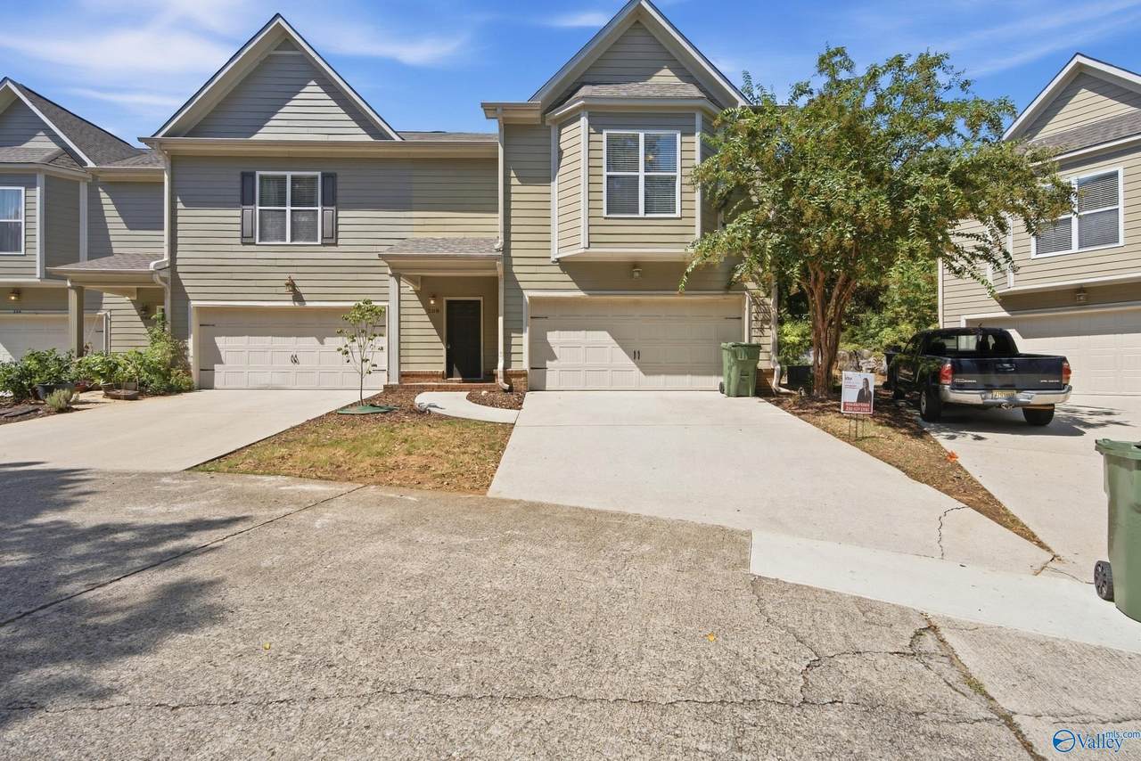 208 Treetop Drive - Photo 1