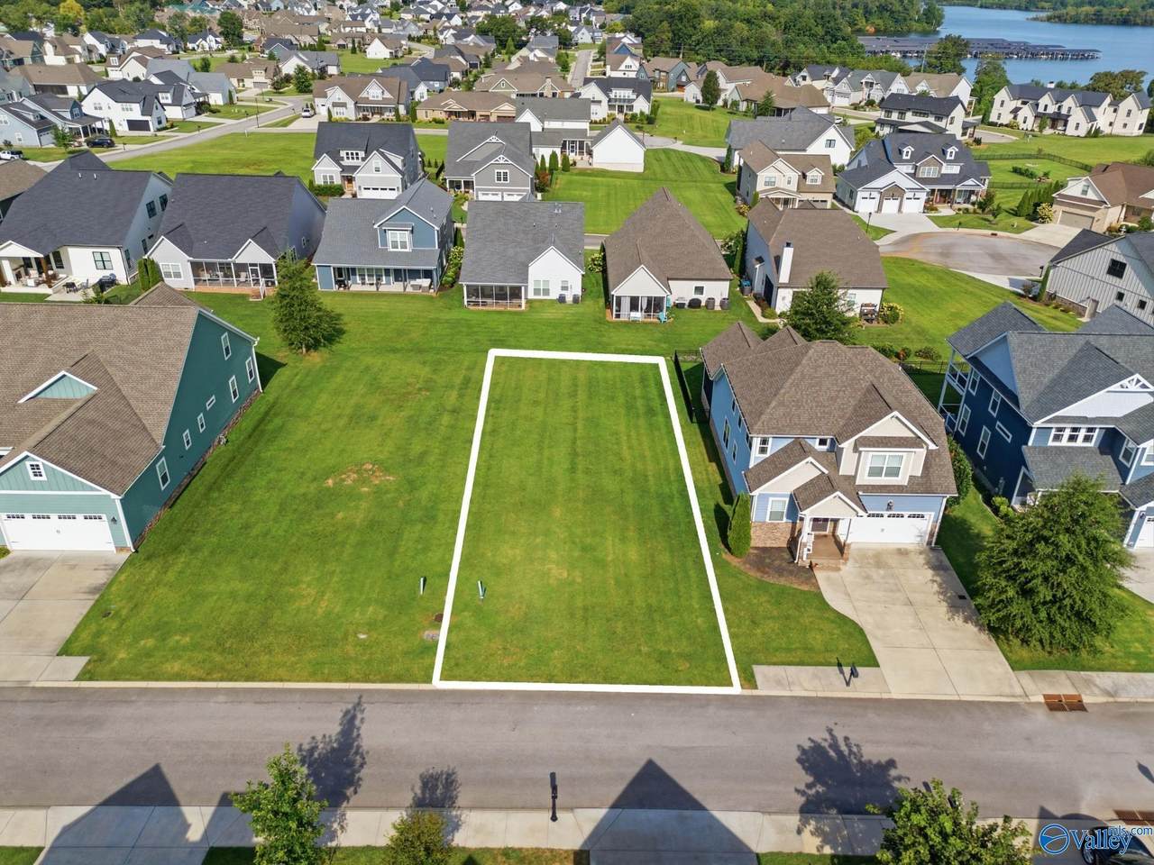https://bt-photos.global.ssl.fastly.net/nalmls/1280_boomver_2_21928414-2.jpg