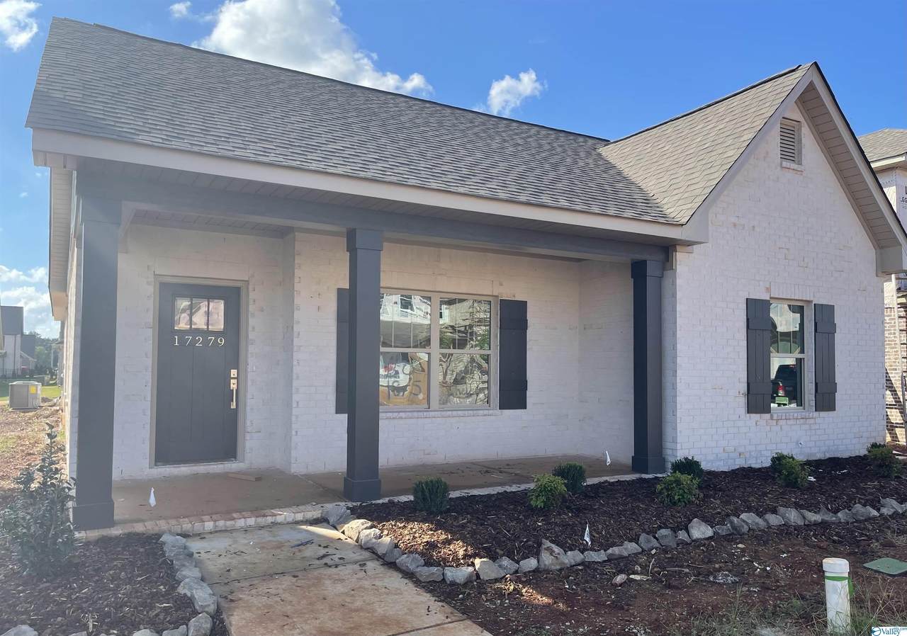 17279 Chelsea Street - Photo 1