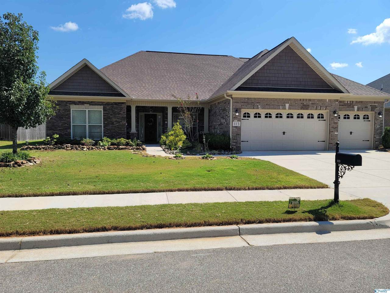 113 Autumn Cove Drive - Photo 1