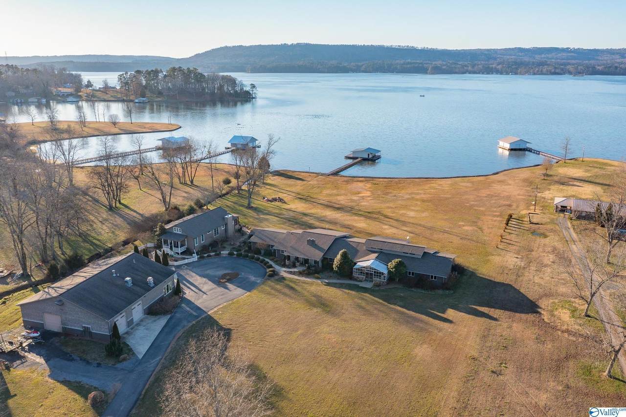 560 Star Point Road - Photo 1