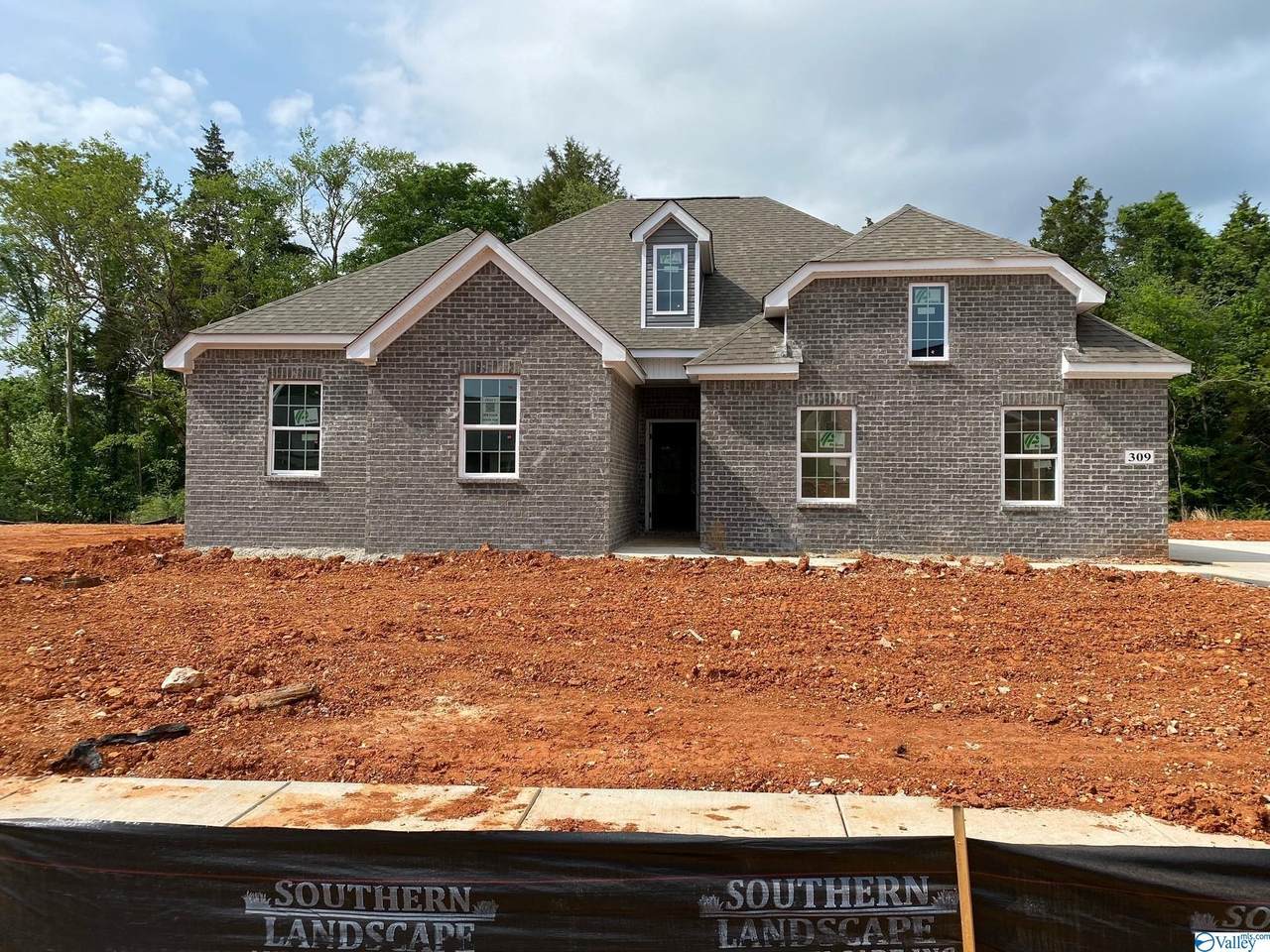 309 Creek Grove Avenue - Photo 1