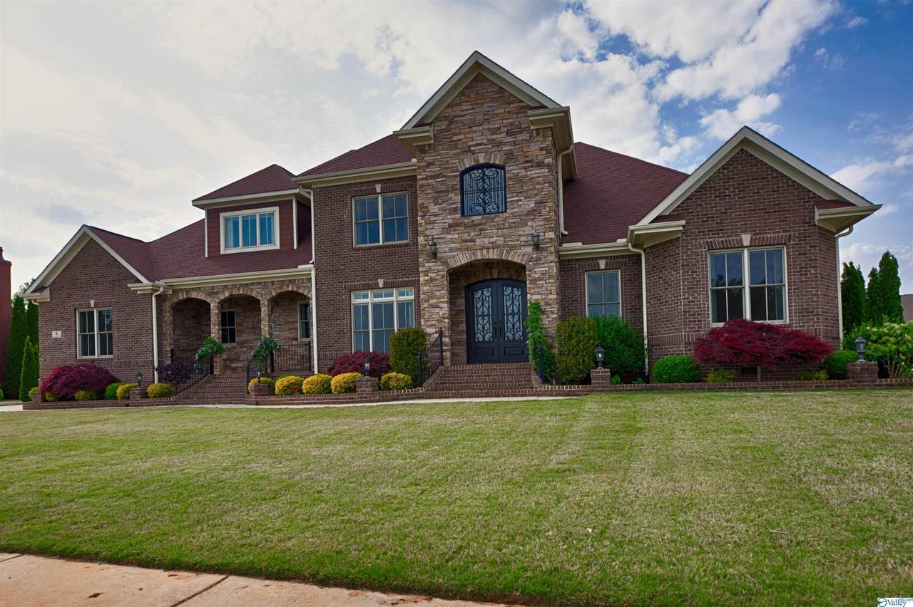 6 Lake Forest Blvd - Photo 1