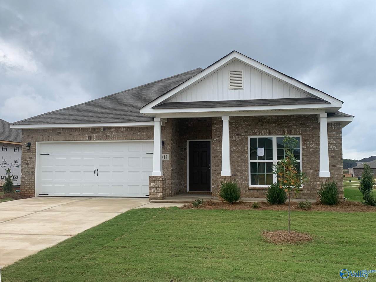 101 Elaina Grey Court - Photo 1