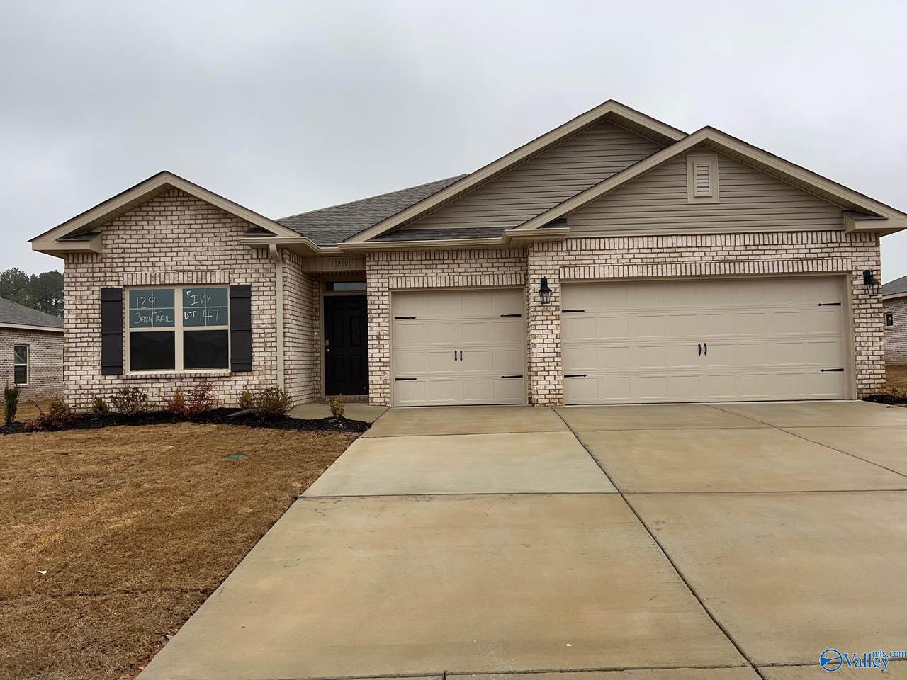129 Barn Trail Way - Photo 1