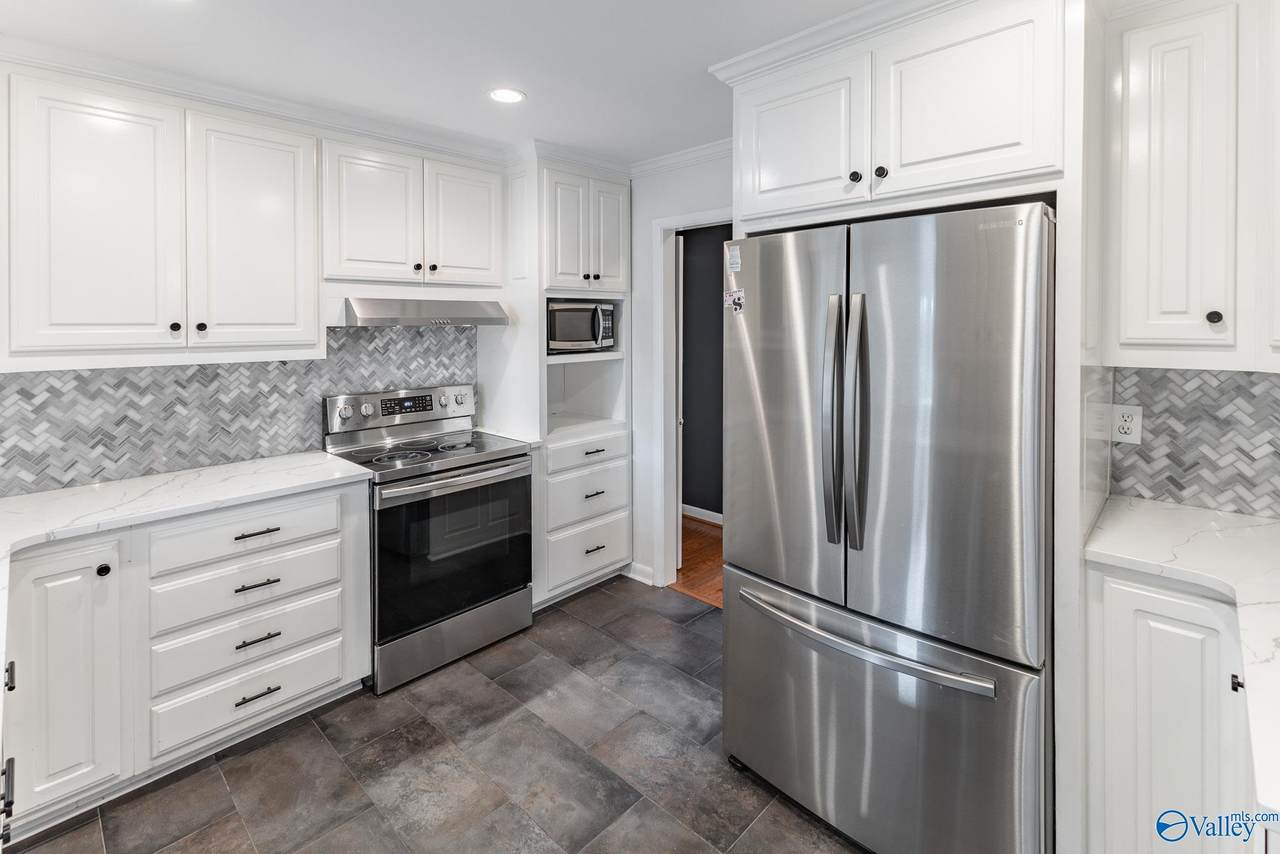 2607 13th Street - Photo 1