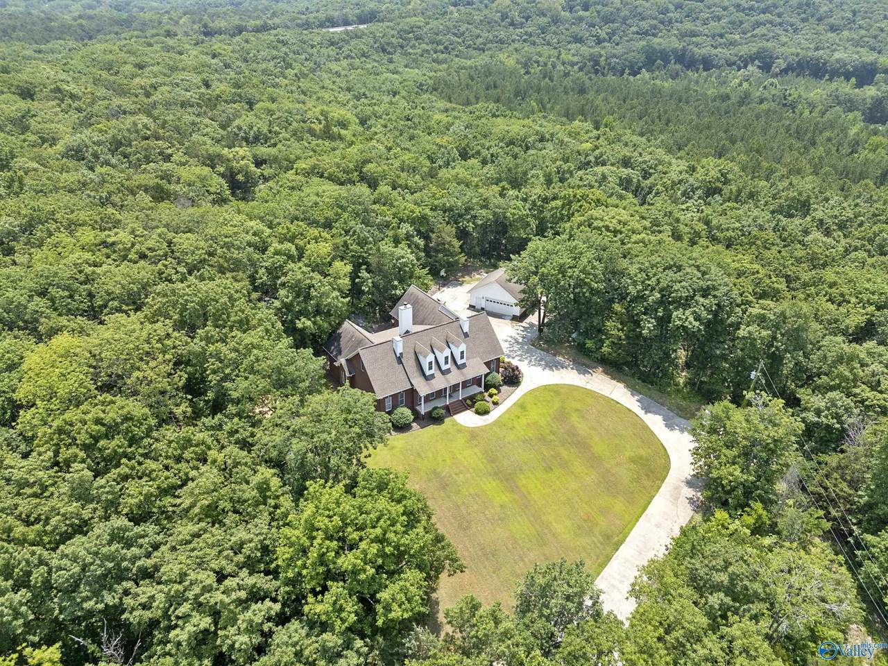 302 Lipscomb Circle - Photo 1