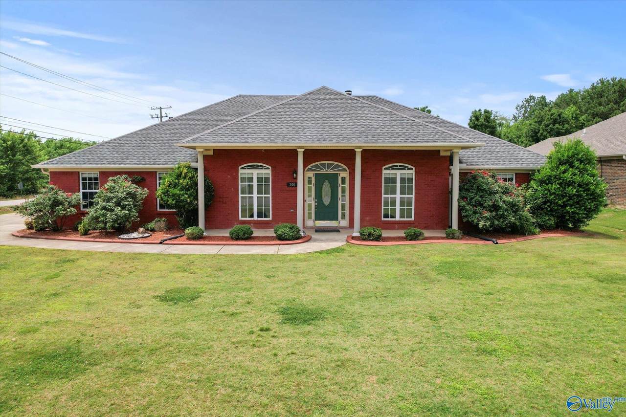 200 Wild Berry Lane - Photo 1