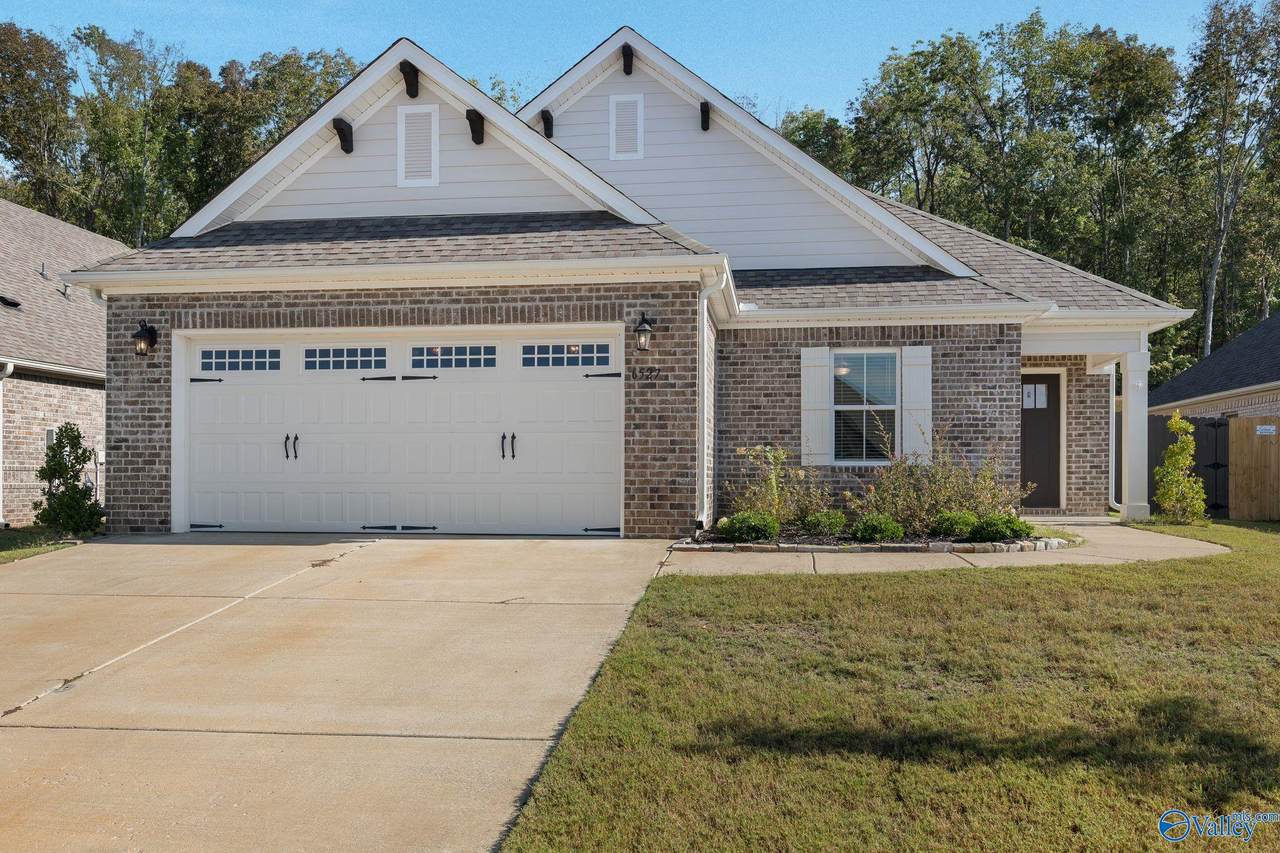 6527 Oak Meadow Drive - Photo 1