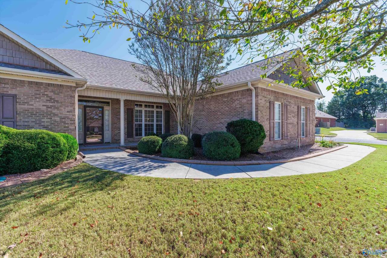 119 Bilton Drive - Photo 1