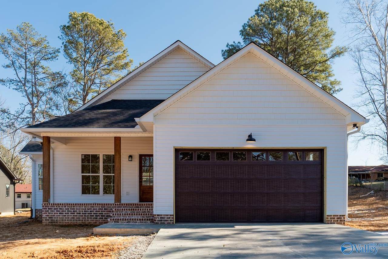 862 1st Way Ne - Photo 1