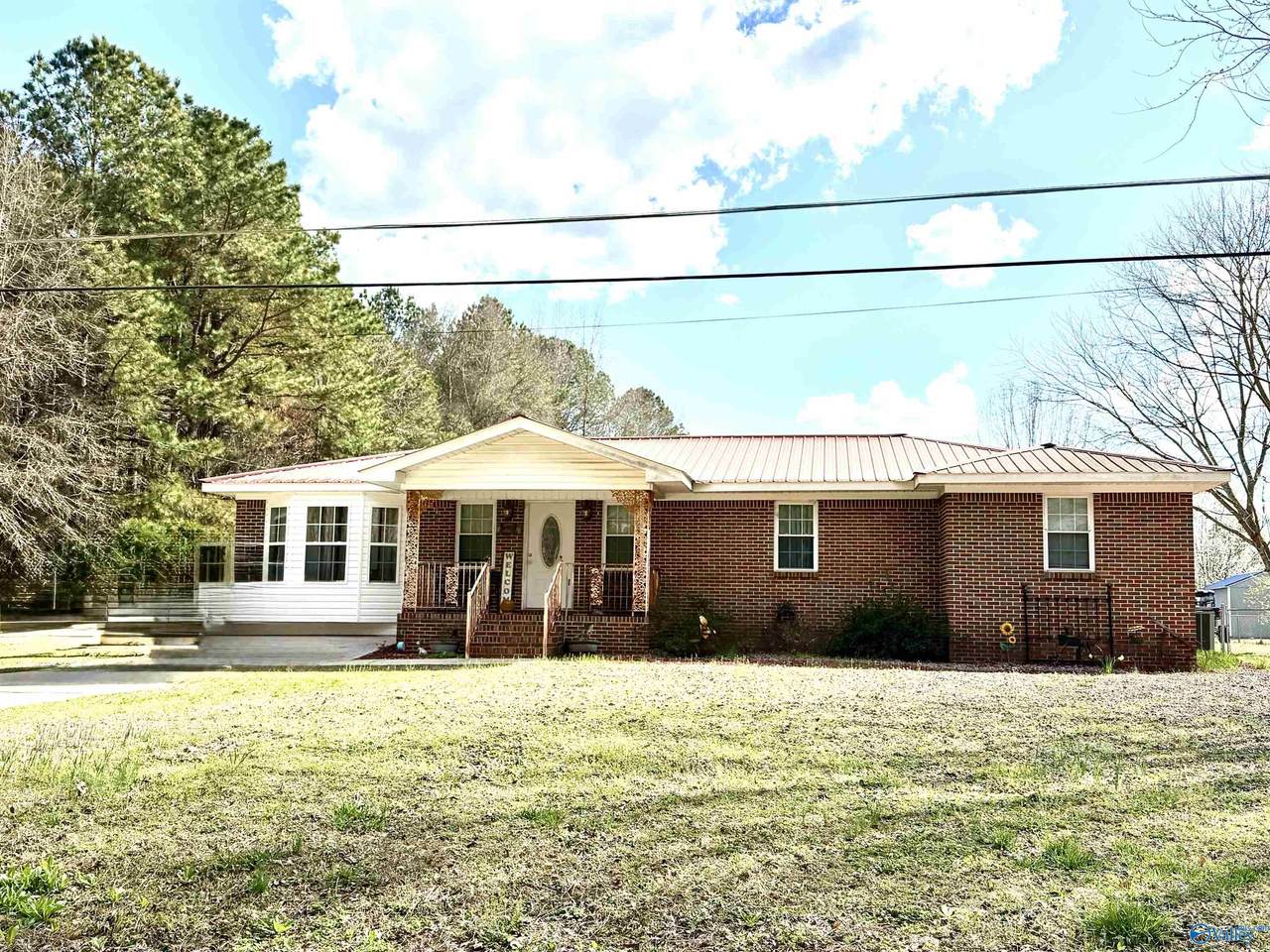 1980 Riddles Bend Road - Photo 1