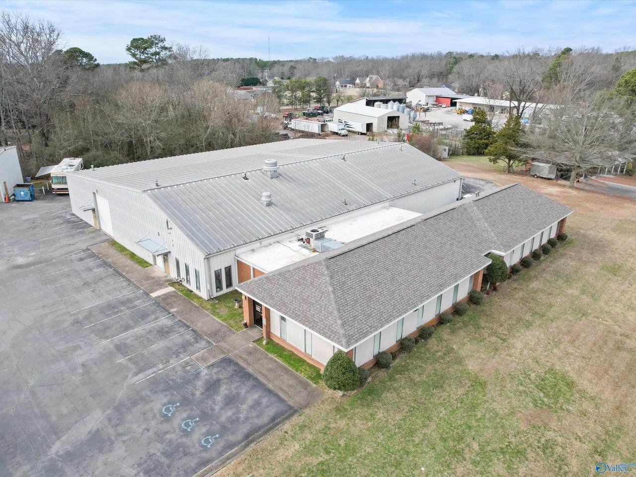 540 Brindlee Mountain Parkway - Photo 1