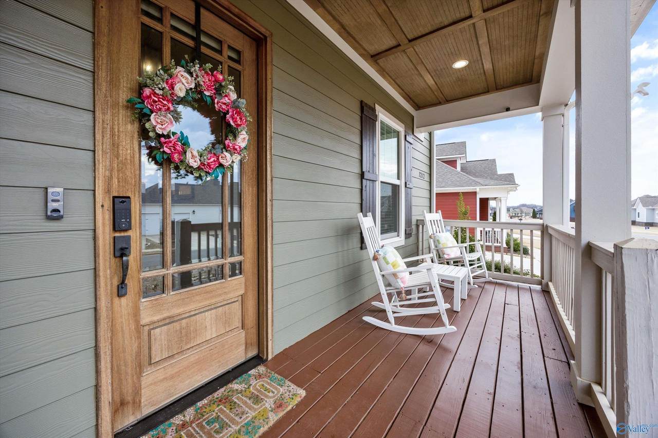 1212 Smooth Stone Trail - Photo 1