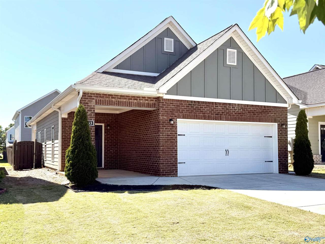 1033 Highgrove Heights - Photo 1
