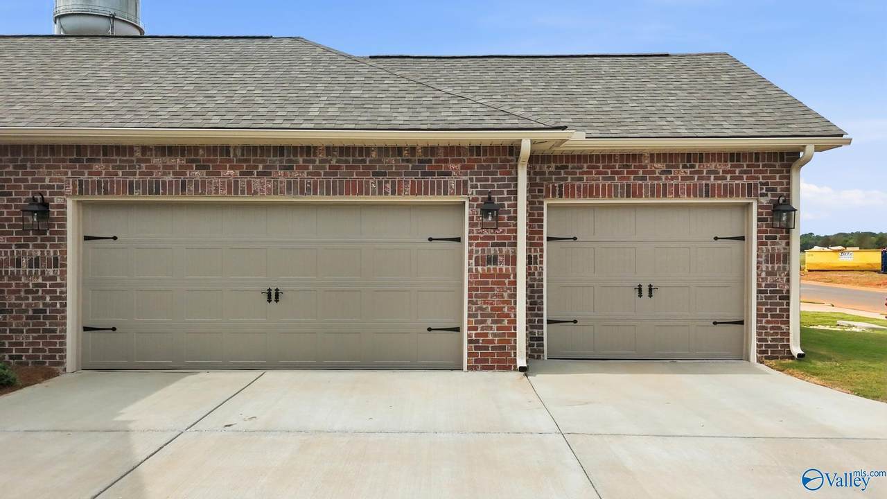 https://bt-photos.global.ssl.fastly.net/nalmls/1280_boomver_3_21919509-2.jpg
