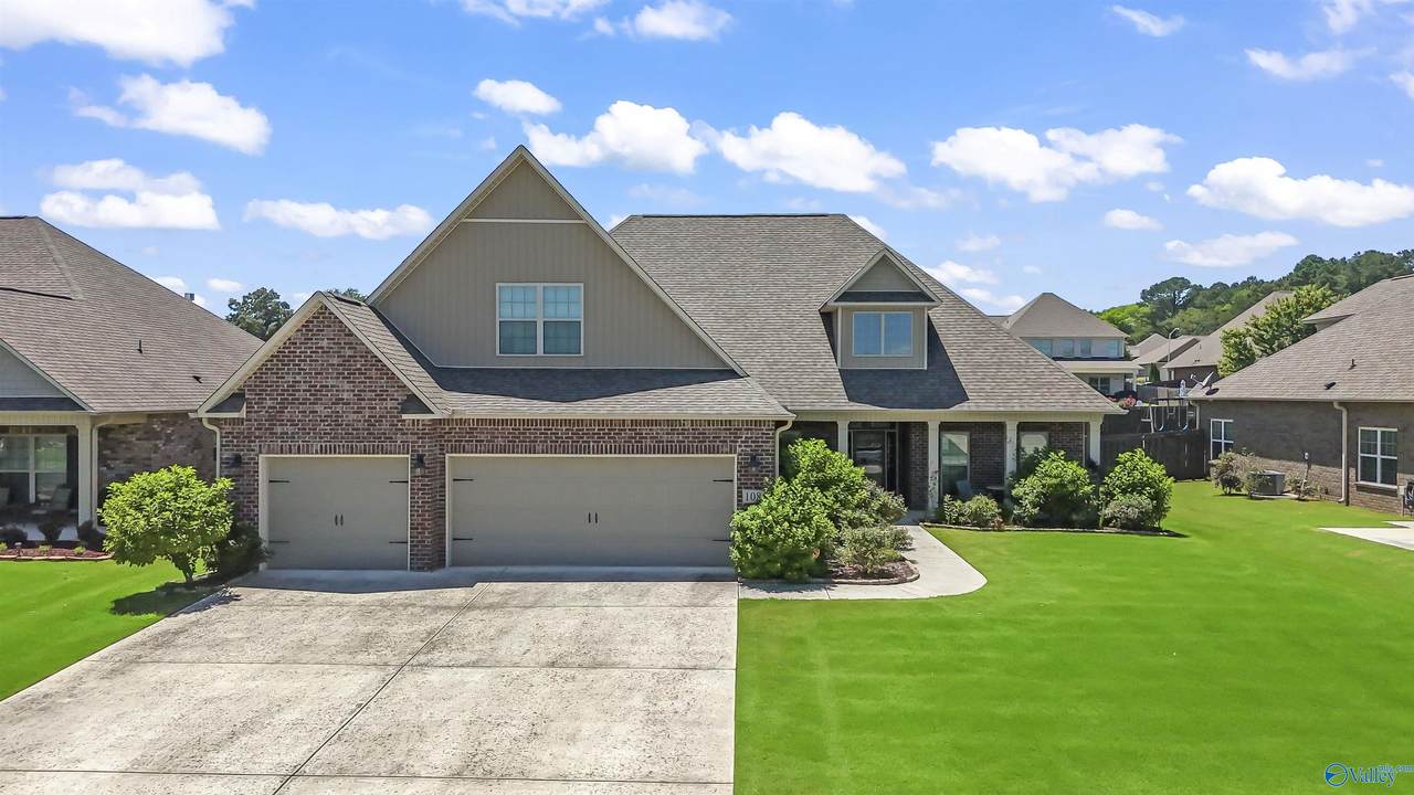 108 Somer Oaks Drive - Photo 1