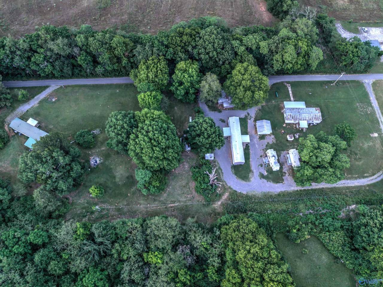 422 Mountainview Circle - Photo 1