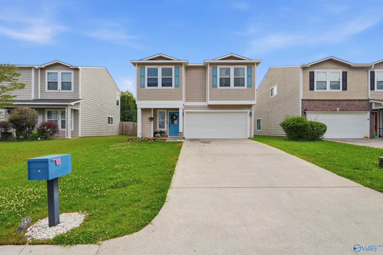 111 Blackwell Court - Photo 1
