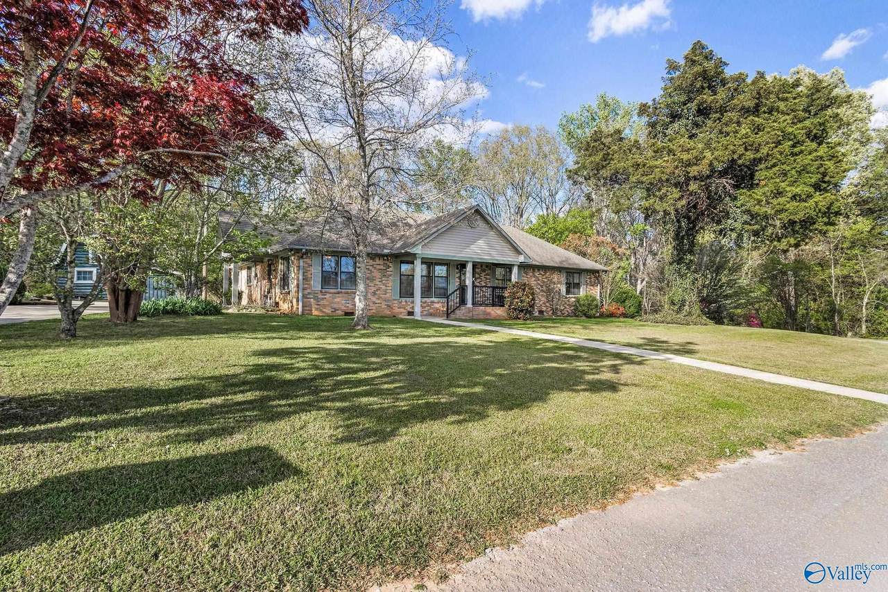1209 Griffin Road - Photo 1