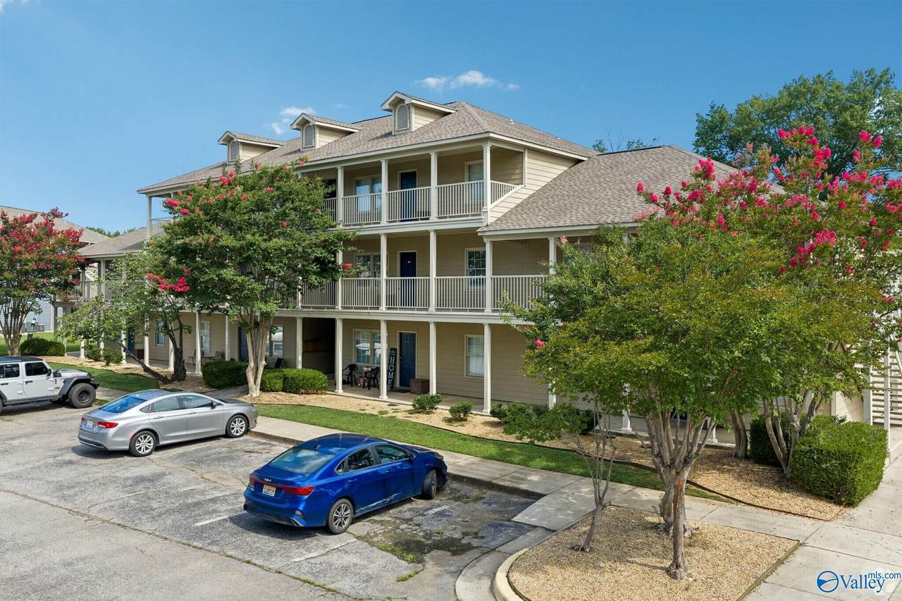 1806 Runnymead Avenue - Photo 1