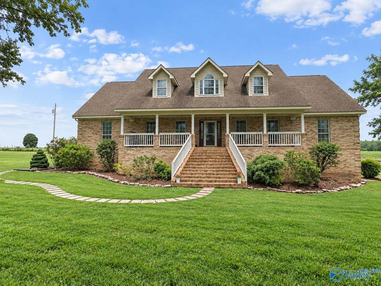 1410 County Road 1716 - Photo 1