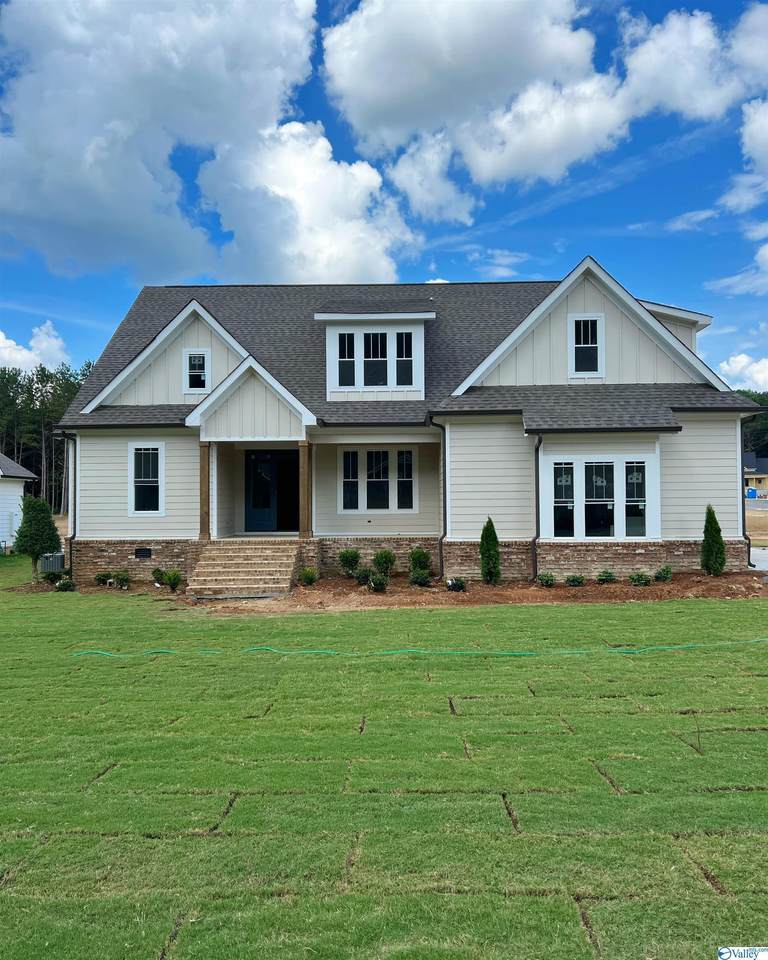 5111 Spring Creek Drive - Photo 1