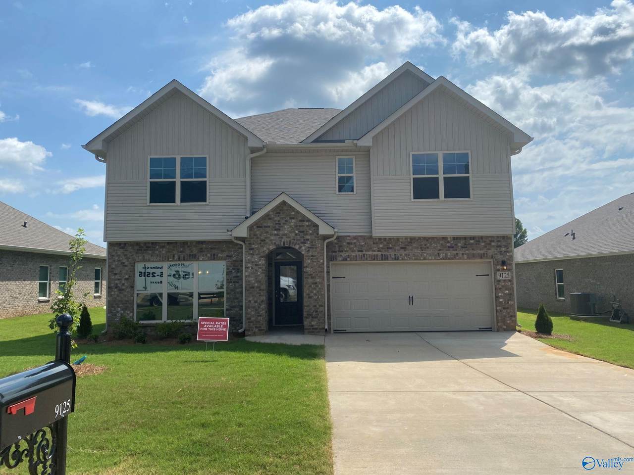 9125 Monteagle Boulevard - Photo 1