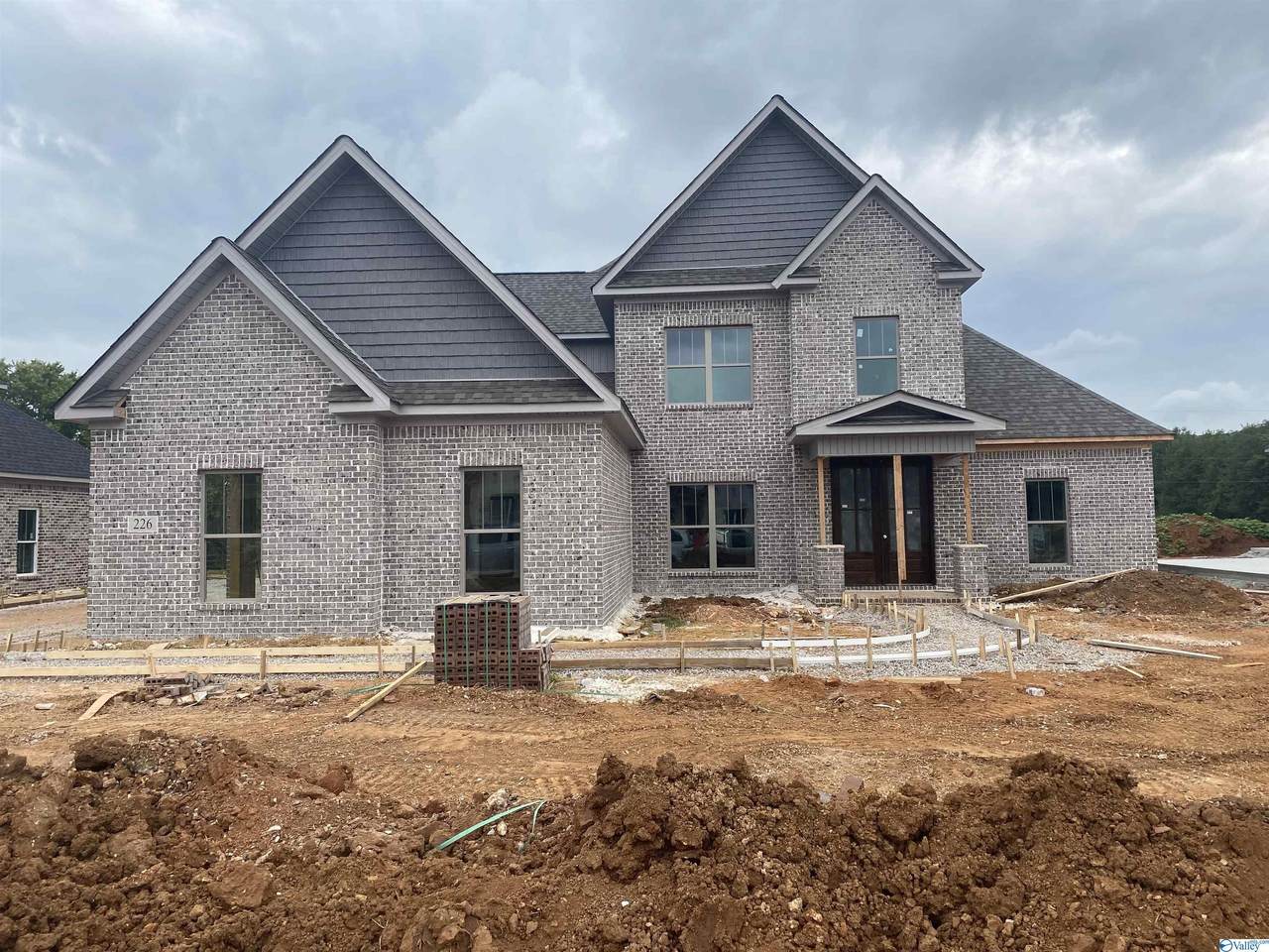 226 Midland Drive - Photo 1