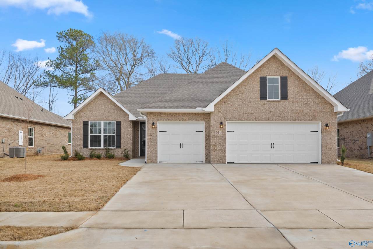610 Ronnie Drive - Photo 1