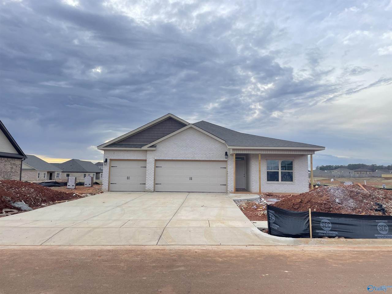 137 Wilcot Road - Photo 1